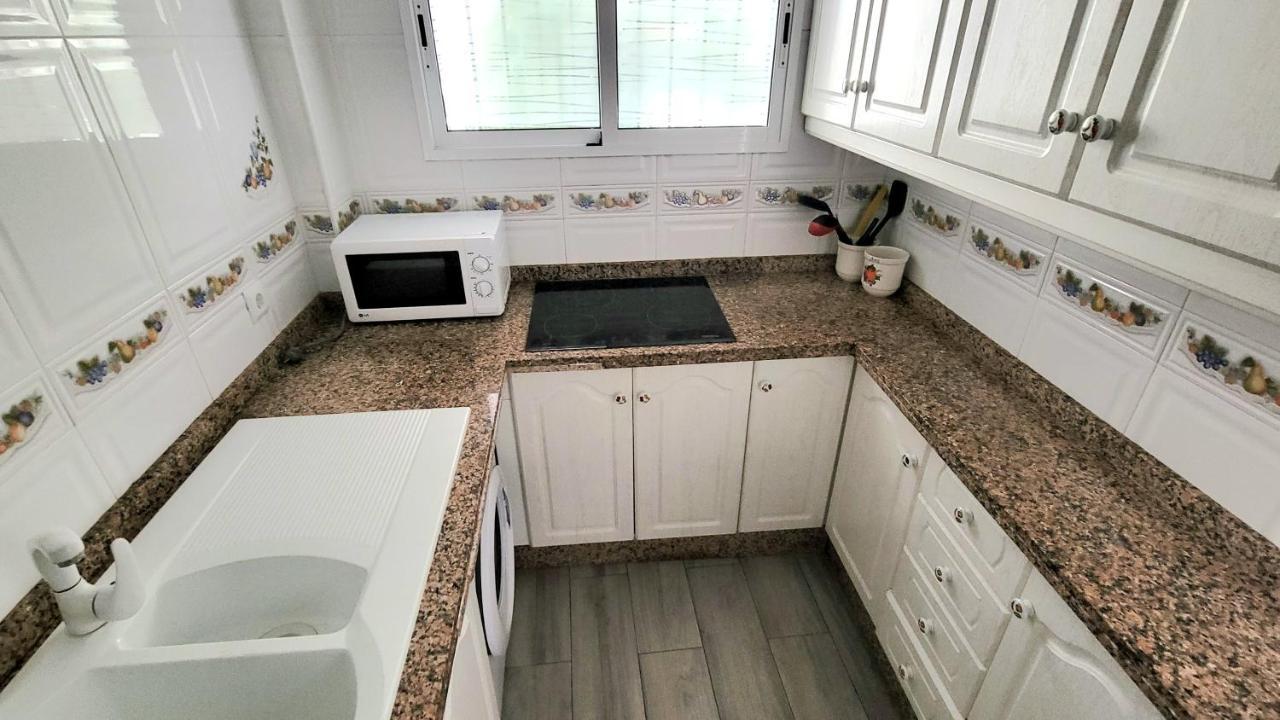 Apartamento Sol De Carabeo Nerja Exteriér fotografie